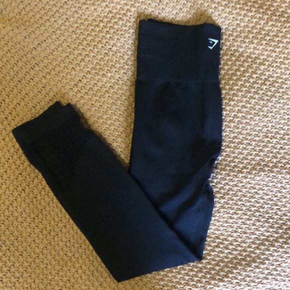 Gymshark Energy Seamless BLACK - Picture 3 of 3